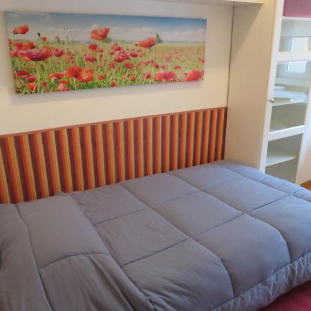 רומא Appia Tourist Apartment מראה חיצוני תמונה