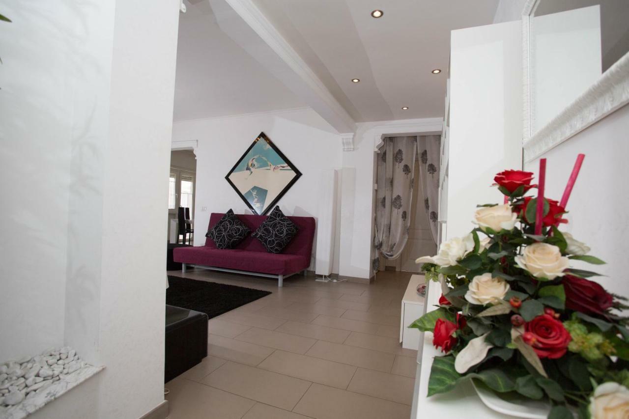 רומא Appia Tourist Apartment מראה חיצוני תמונה